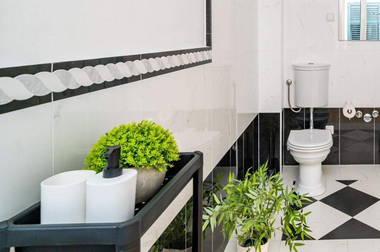 Laus Ii, Lovely Apartment In Old Town Dubrovnik Luaran gambar