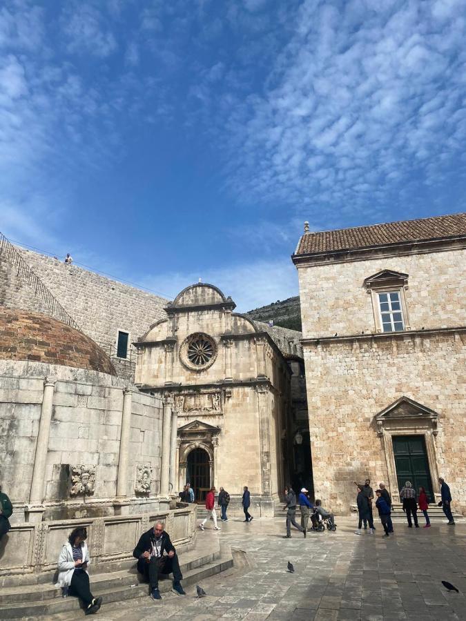 Laus Ii, Lovely Apartment In Old Town Dubrovnik Luaran gambar